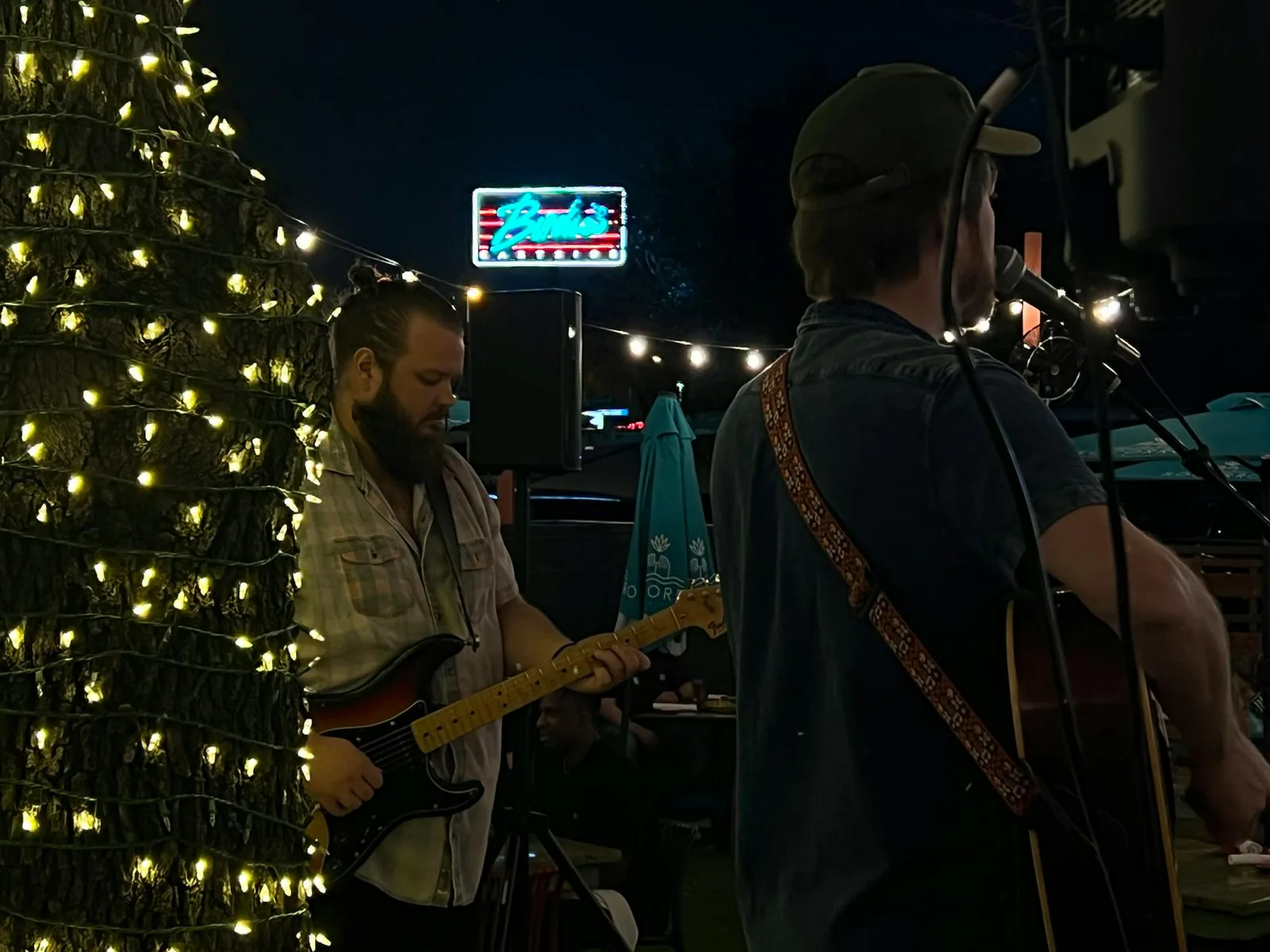 Friends gathering on the Birdie's Eastside patio