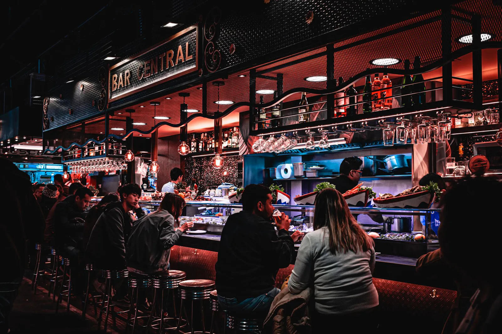 Evening at the Dos Amigos bar