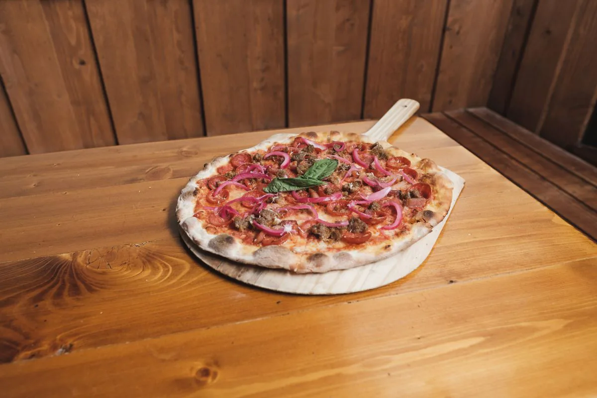 Pepperoni pizza fresh off the board