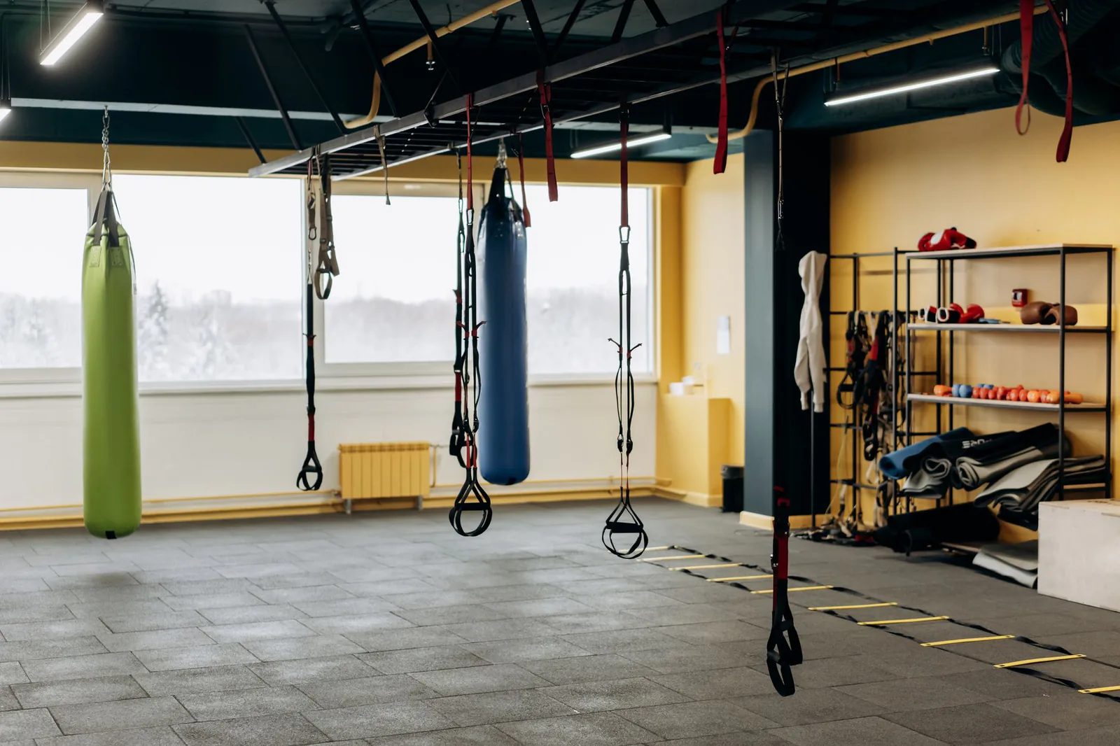 Commercial ceiling fan in an athletic facility