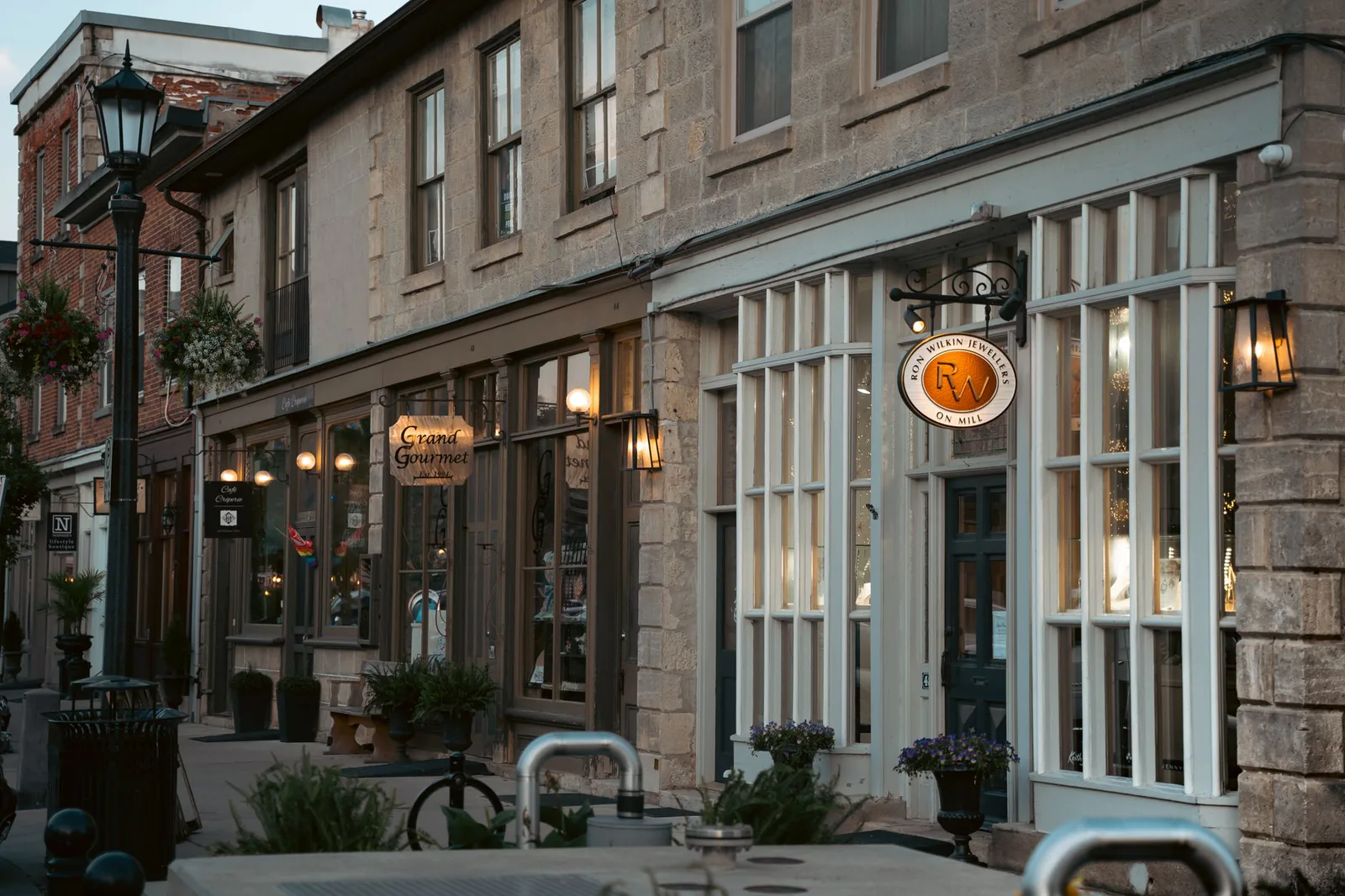 Boutique-lined street in the Bishop Arts District