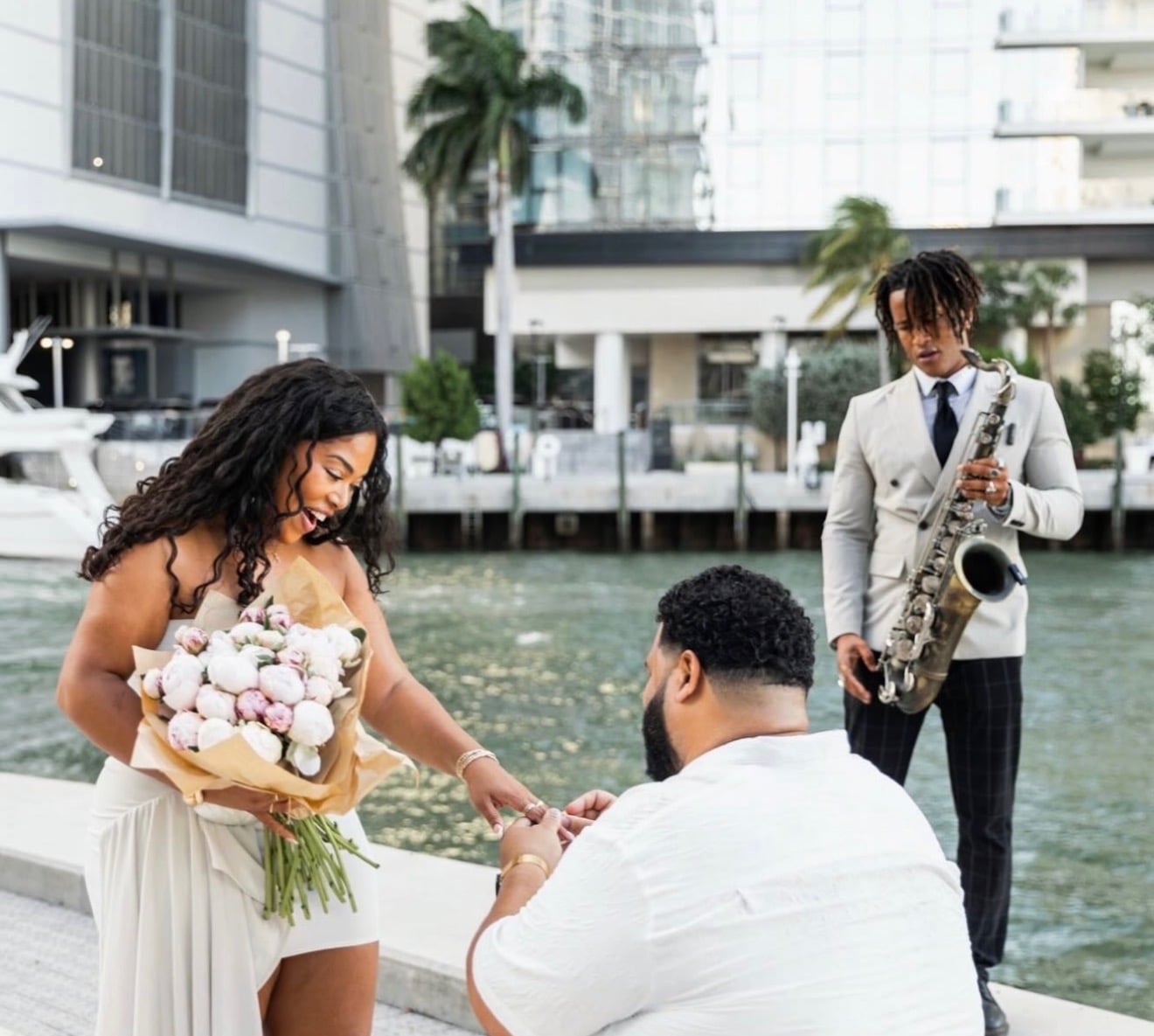 Romantic marriage proposal on the waterfront
